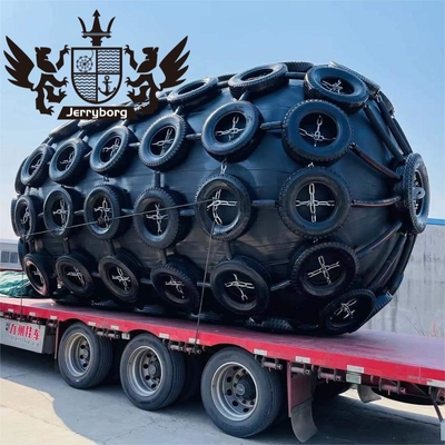 ISO 17357 Standard 50kPa/80kPa Yokohama Gummi-Fender mit Reifen und Kette Marine schwimmender Fender
