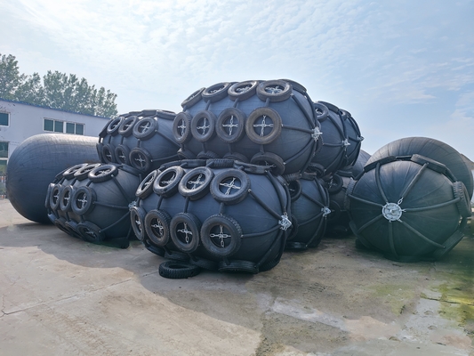 Fender 50Kpa 80Kpa Marine Yokohama Pneumatic Type Rubber für das Ankoppeln des Bootes