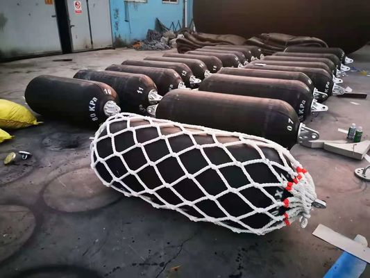 Schiff - - pneumatischen Boots-Gummipuffer mit Reifen-Ketten-Netz versenden