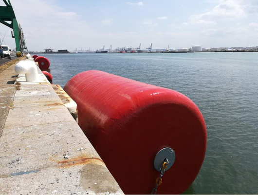 Polyurea, das Marine Floating EVA Fender Closed Cell mit Schiffs-Liegeplatz der hohen Qualität beschichtet