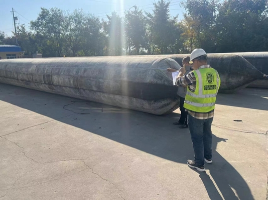 Salvage Marine Gummiballon-Airbag für das Anziehen von schweren Hubschraubern in Werften an Land