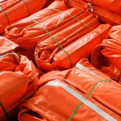 PVC Floating Barrier Foam Rubber Oil Containment Boom Individualisierte Container Ports/Lake/Offshore Ölboom
