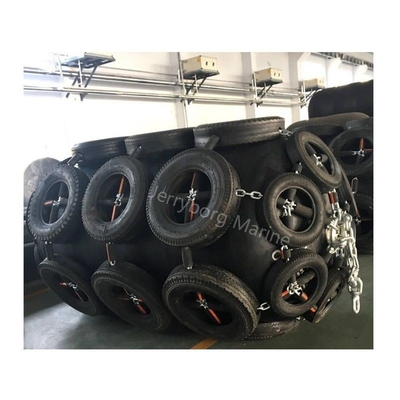 China Herstellung Yokohama-Marine-Fender mit Reifenketten-Netz-Gummi-Fender
