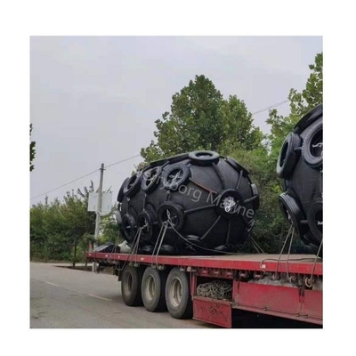 China Herstellung Yokohama-Marine-Fender mit Reifenketten-Netz-Gummi-Fender