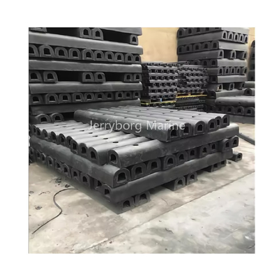 Flexible und robuste Gummi-Fendern des Typs D für Dockingsysteme