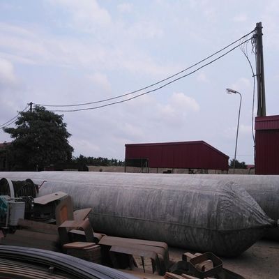 Zylinderförmige sich hin- und herbewegende Marine Rubber Airbags For Piers