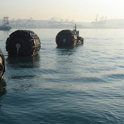 Aufblasbare pneumatische Gummipuffer Marine Floating Überziehschutzanlage für Dock-Schutz