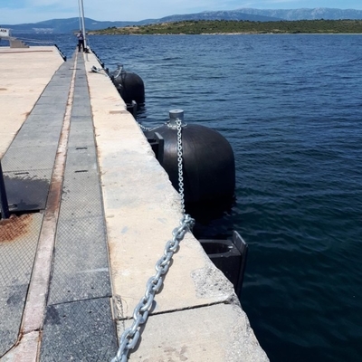 pneumatischer hydrofender 2.5m× 4.0m, der hydrounterwasserfender schwimmt