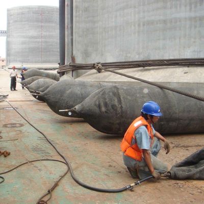 Dauerhaftes sich hin- und herbewegendes Schiff, das Marine Rubber Airbag startet