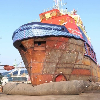 Schiff, das Marine Rubber Airbag 1.2m*15m startet und anhebt