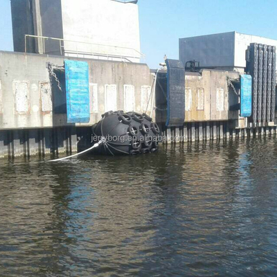 Sich hin- und herbewegender Fenderüberziehschutzanlagen-Schiffschiffs-Yokohama-pneumatischer ankoppelnder Marinefender