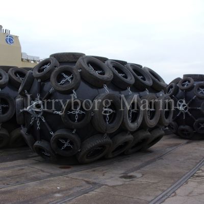 Anlegende Yokohama-Art Naturkautschuk-sich hin- und herbewegender pneumatischer Fender