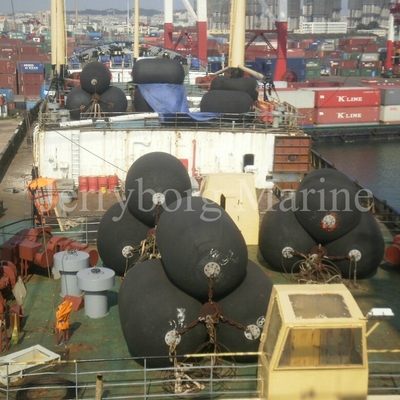 2.5m*4.0m Schiff, das pneumatisches Yokohama Marine Rubber Fenders ankoppelt