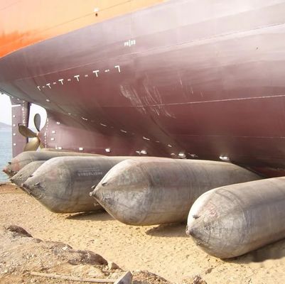 Anhebendes Schiff der Unterwasserwiedergewinnung, das pneumatischen aufblasbaren Gummiairbag für Boot startet